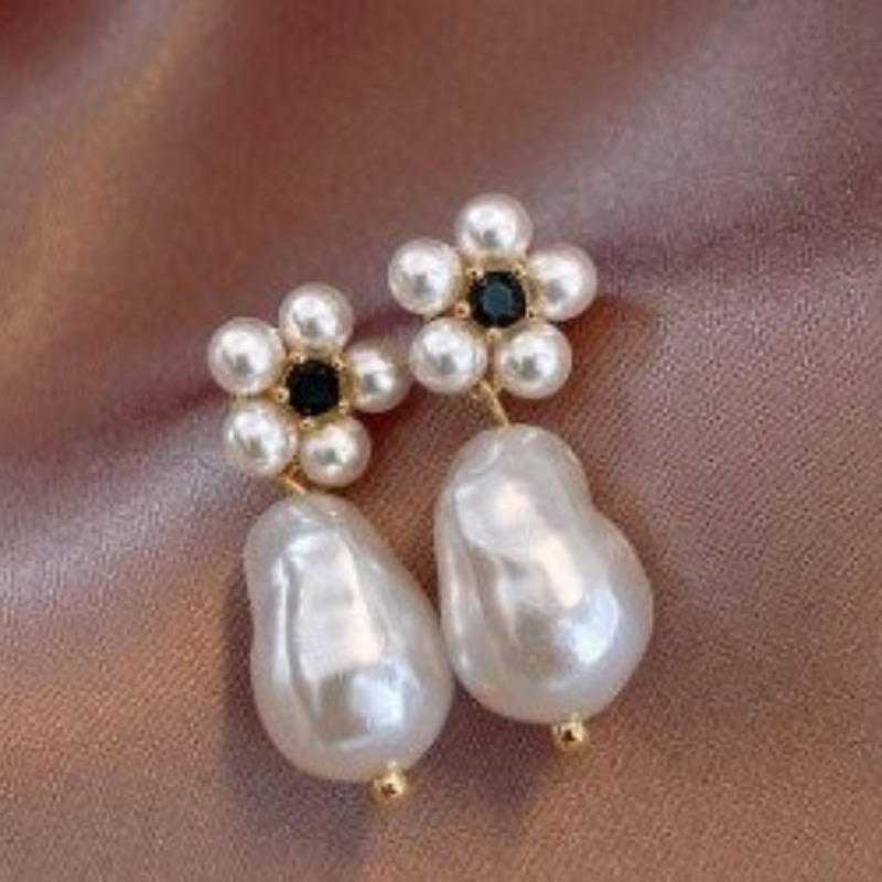 Vintage Barroque Pearl Earrings