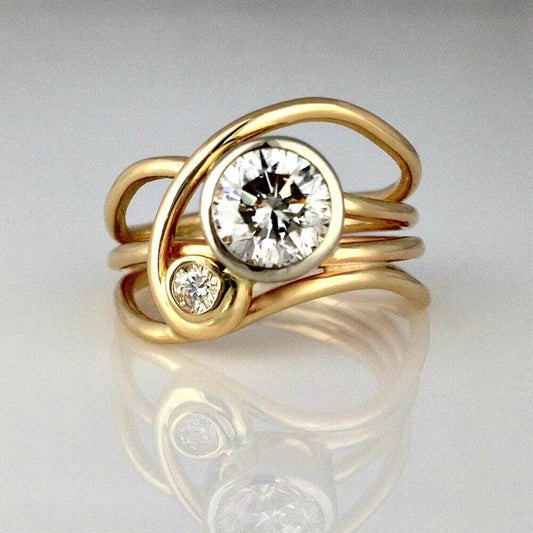 Vintage Spiral Wave Zirconia Ring